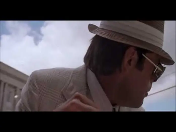 Wideo do filmu Maksymalne przyspieszenie — Stephen king's cameo Maximum Overdrive