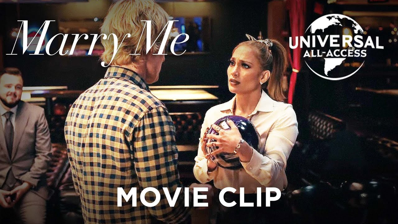 Wideo do filmu Wyjdź za mnie — Marry Me | Charlie Mansplains Bowling To Kat | Movie Clip