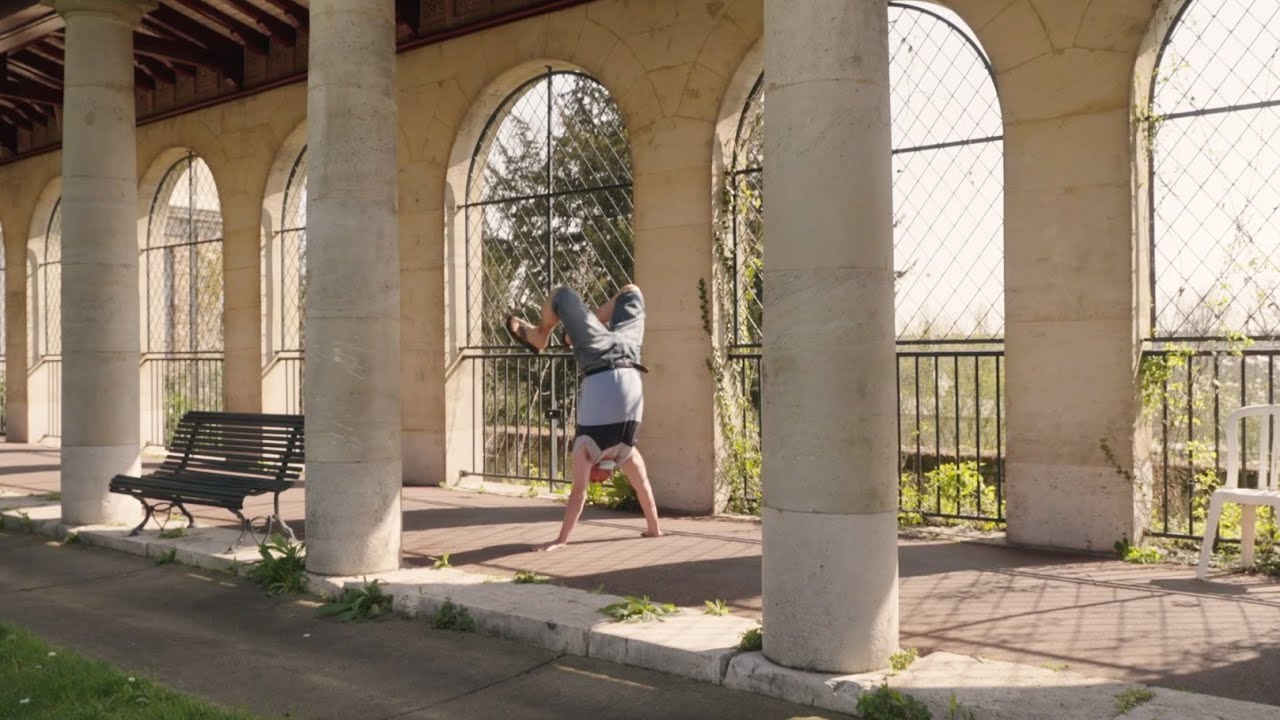 Wideo do filmu Averroès & Rosa Parks — Trailer: 'At Averroes & Rosa Parks' directed by Golden Bear winner Nicolas Philibert