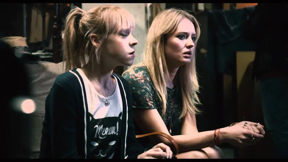 Wideo do filmu Storage 24 — Official UK Trailer