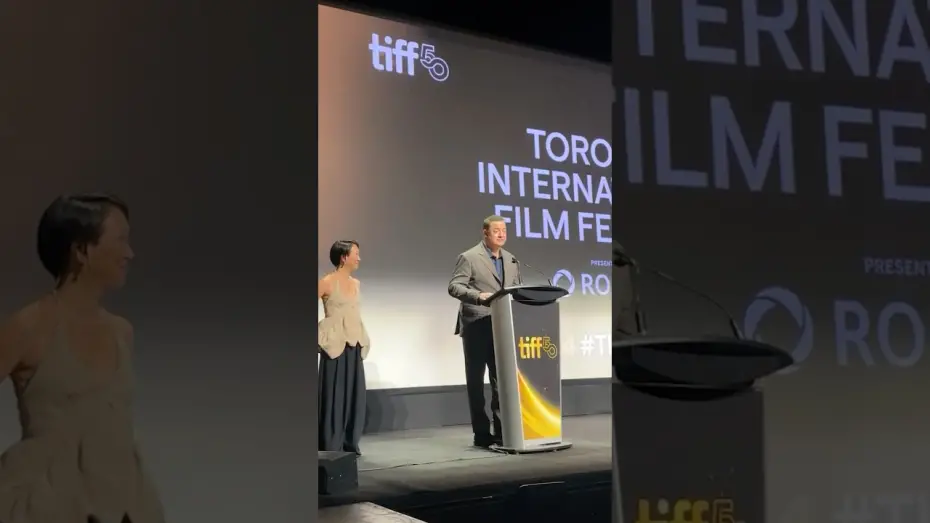 Wideo do filmu Rodzina do wynajęcia — TIFF World Premiere