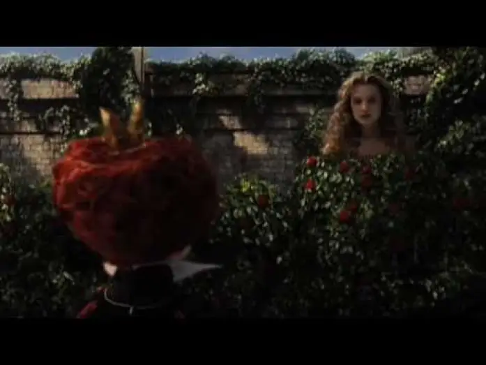 Wideo do filmu Alicja w Krainie Czarów — Alice in Wonderland - Featurette "Leading Ladies"
