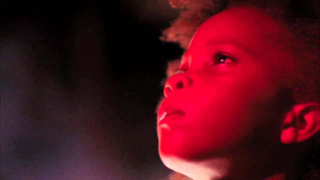 Wideo do filmu Bestie z południowych krain — Beasts of the Southern Wild - We Stay Right Here
