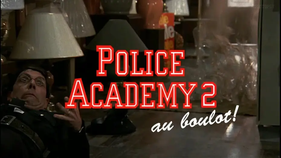 Wideo do filmu Akademia Policyjna 2: Pierwsze Zadanie — Police Academy 2: Au boulot! (1985) Bande annonce VF HD