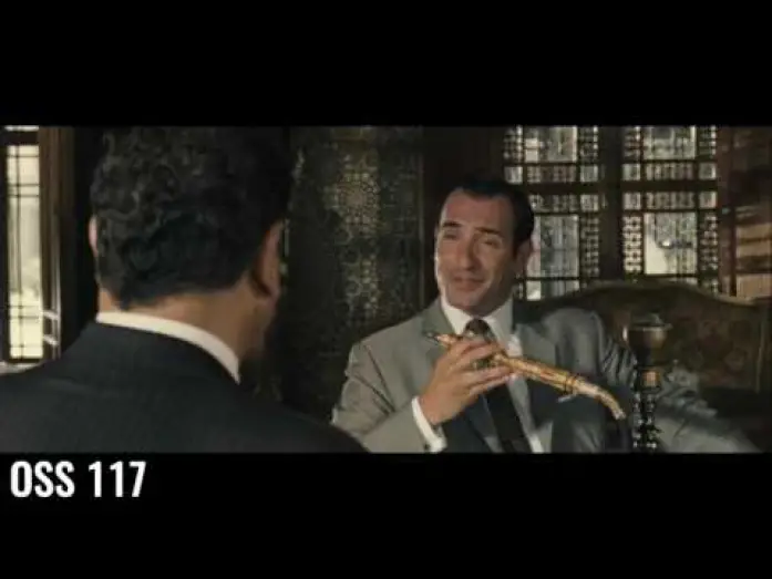 Wideo do filmu OSS 117 - Kair, gniazdo szpiegów — OSS 117 - Le Caire nid d'espion - Scène culte - Elle gueule mon vieux !