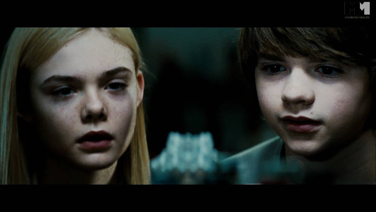 Wideo do filmu Super 8 — Super 8 | OFFICIAL full trailer US (2011) J.J. Abrams