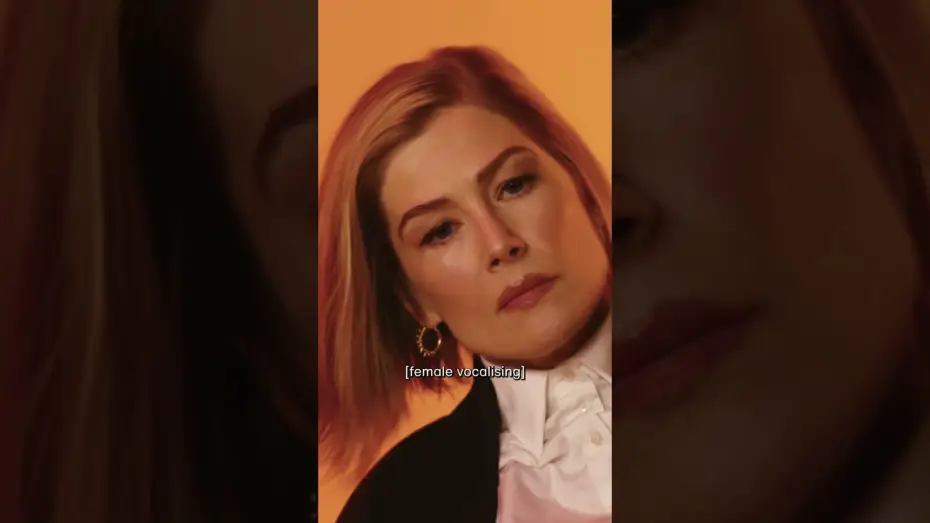 Wideo do filmu National Theatre Live: Inter Alia — We're so excited for #RosamundPike to make her #NationalTheatre debut 🙌