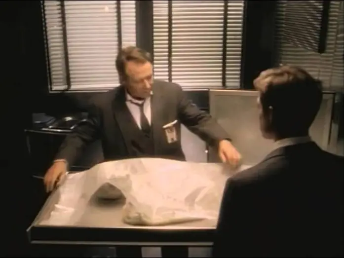 Wideo do serialu Mroczne niebo — Dark Skies (1996–1997) [TRAILER]