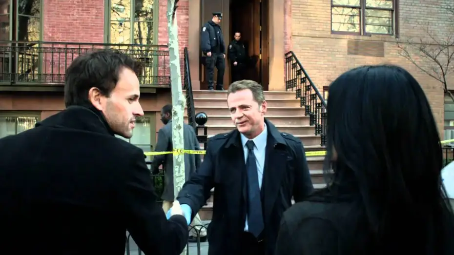 Видео к сериалу Elementary — Elementary - Exclusive Preview