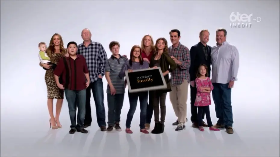 Wideo do serialu Współczesna rodzina — Generique Modern Family HD