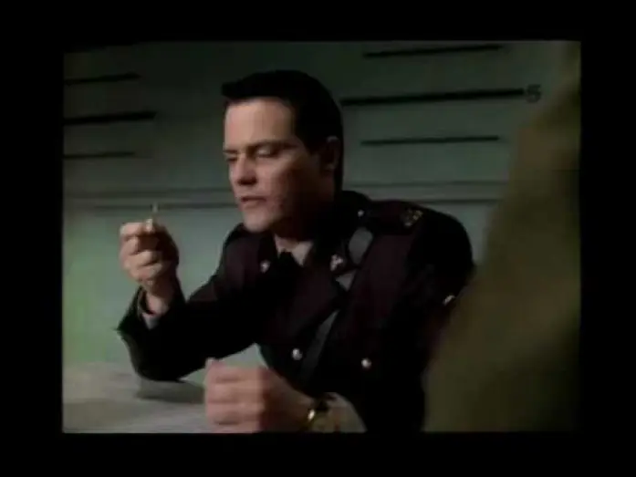 Wideo do serialu Na południe — Ein Mountie in Chicago (Deutscher Trailer) - Ausgerechnet Chicago