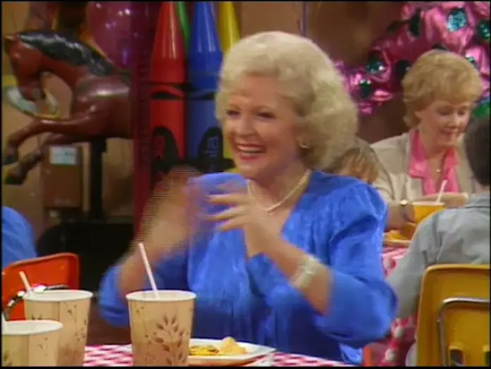 Видео к сериалу Złotka — Les Craquantes (The Golden Girls) en DVD