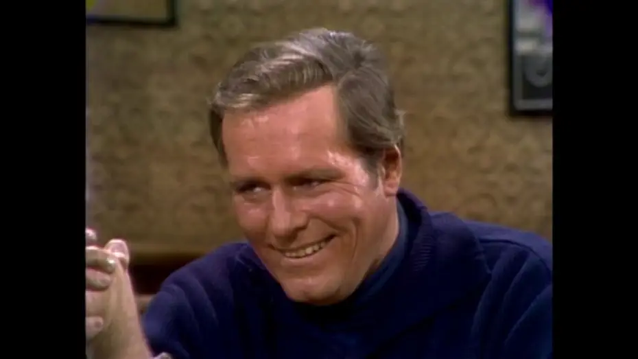 Wideo do serialu All in the Family — Clip: ALL IN THE FAMILY - 2/9/1971 - "Judging Books by Covers"