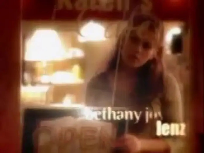 Wideo do serialu Pogoda na miłość — One Tree Hill Season 1 Intro