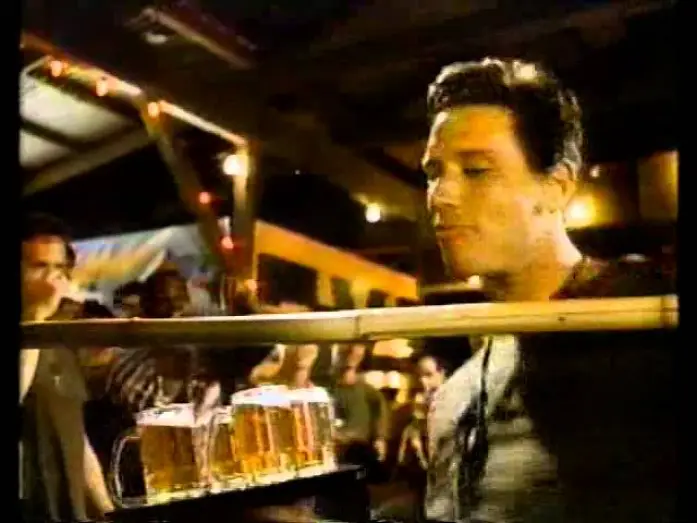 Wideo do serialu China Beach — KOMO China Beach 1989 promo