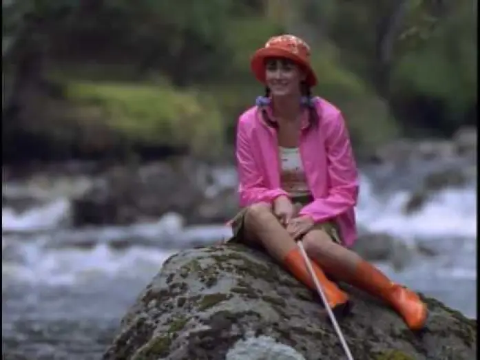 Видео к сериалу Monarch of the Glen — MOTG - Archie and Lexie fish in the River Bogle