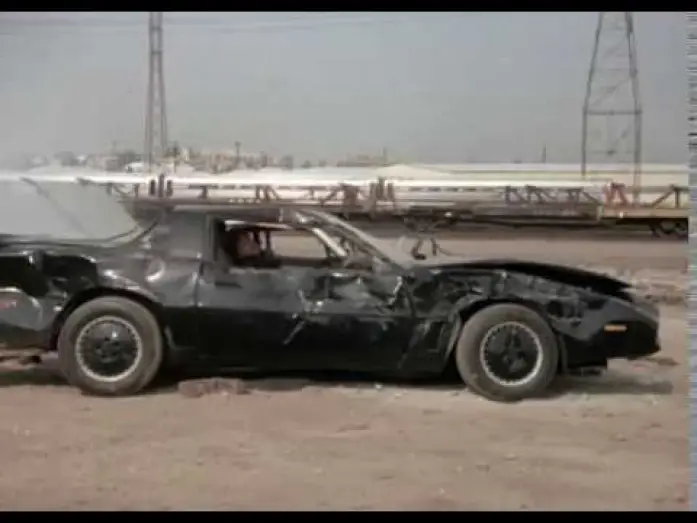 Видео к сериалу Nieustraszony — Knight Rider - K.I.T.T. Destroyed by Juggernaut (Ukrainian)