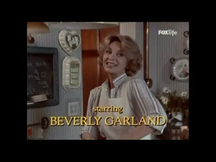 Видео к сериалу Scarecrow and Mrs. King — les deux font la paire ( générique ( 1983