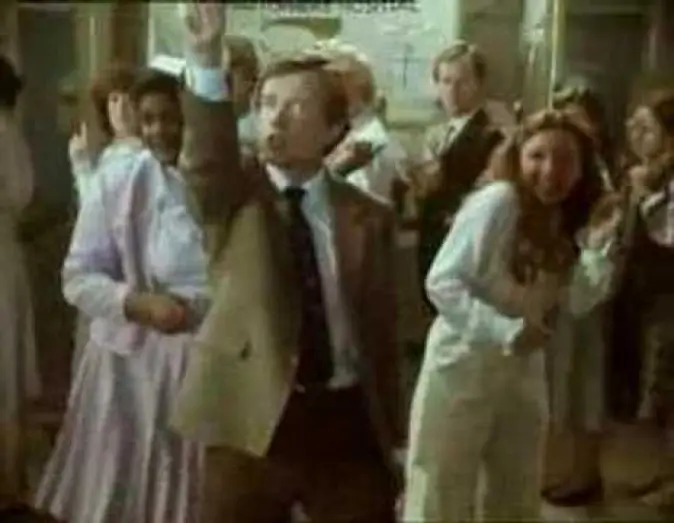Wideo do serialu Śpiewający detektyw — The Singing Detective - Accentuate the Positive