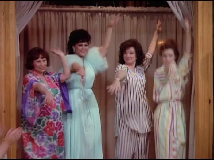 Видео к сериалу Designing Women — DESIGNING WOMEN Countdown Starts 6/19!