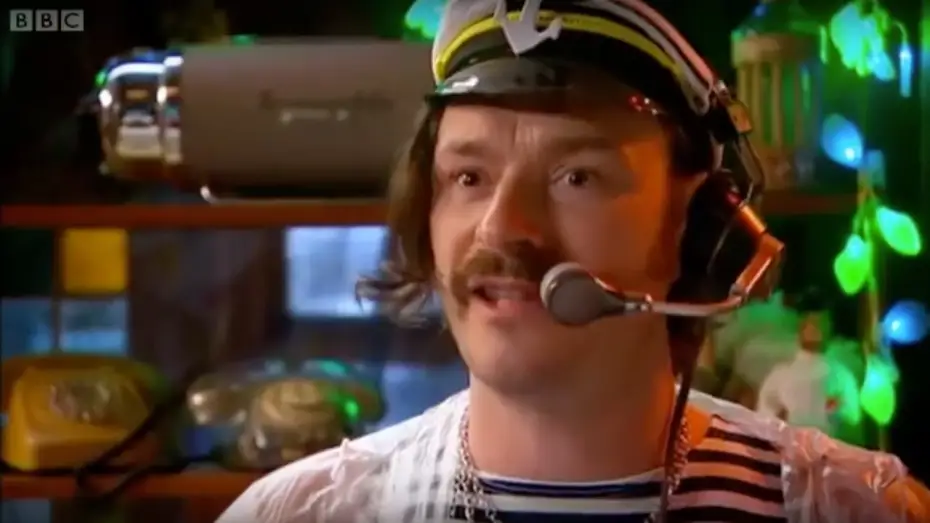 Видео к сериалу The Mighty Boosh — Future Sailors Song | The Mighty Boosh | BBC Comedy Greats