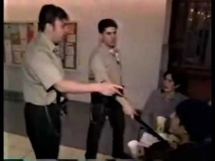 Wideo do serialu Street Cents — Street Cents - Mall Cops