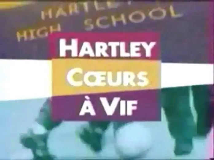 Wideo do serialu Szkoła złamanych serc — Hartley, coeurs à vif - Générique de début [VF]