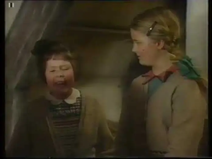 Wideo do serialu Opowieści z Narnii — BBC lion witch and wardrobe trailer 1988