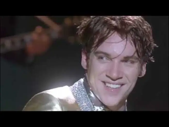 Wideo do serialu Elvis — Jonathan Rhys Meyers (as Elvis) - Hound Dog & Blue Suede Shoes (From Elvis Miniseries 2005)