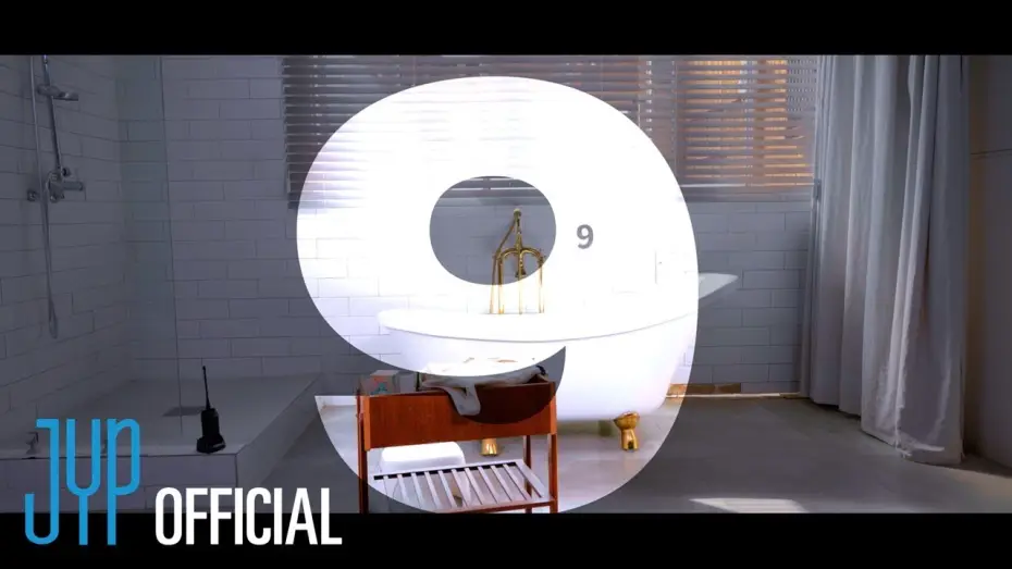 Wideo do serialu TIME TO TWICE — [TIME TO TWICE] 계급 눈치 싸움 Rank Battle TEASER | TWICE REALITY