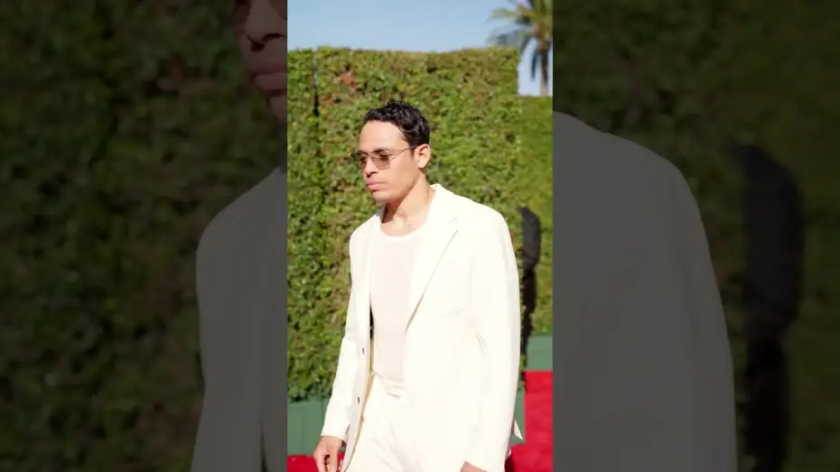 Видео к сериалу Ironheart — Anthony Ramos hits the carpert