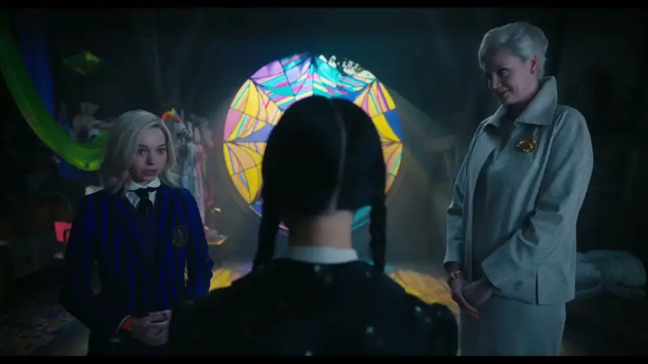 Видео к сериалу Wednesday — Wednesday Miércoles  Tráiler Temporada 1