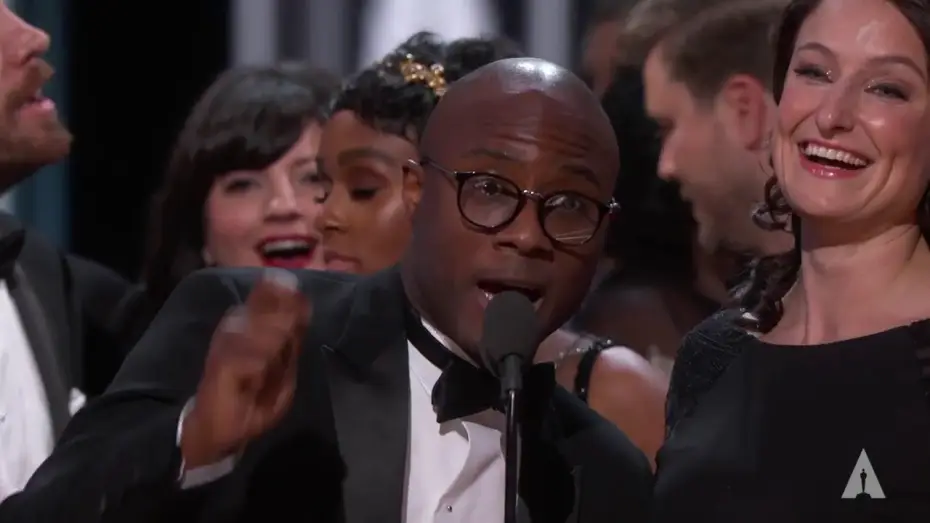 Видео к сериалу Oscary — "Moonlight" wins Best Picture | 89th Oscars (2017)