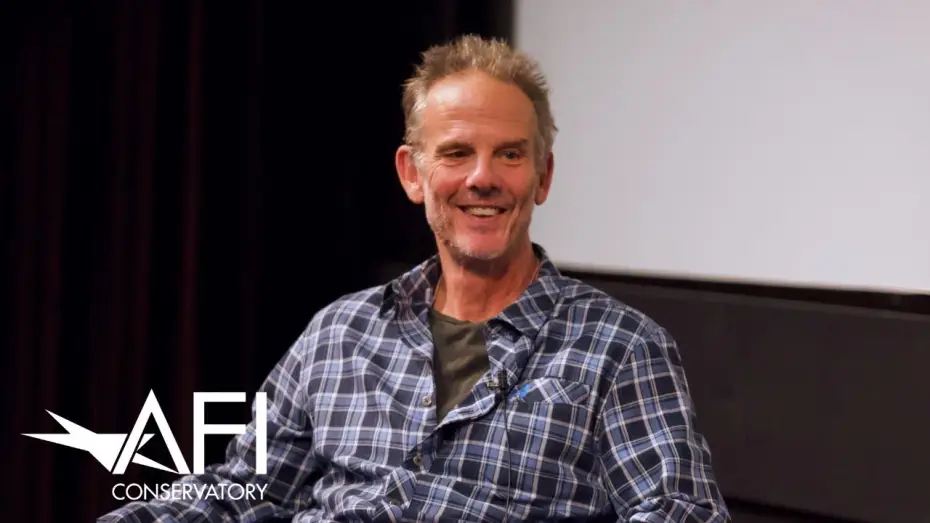 Видео к сериалу Świt Ameryki — Peter Berg Breaks Down American Primeval