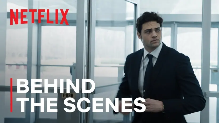 Wideo do serialu Zwerbowany — Noah Centineo Takes Us Behind The Scenes of The Recruit Season 2
