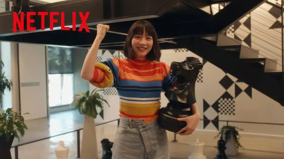 Wideo do serialu Konsjerżka Pokémonów — Non Checks 5 Things Off Her Bucket List At Netflix's LA Office [Subtitled]