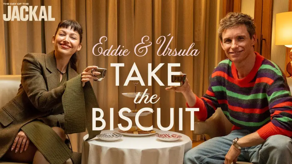 Wideo do serialu Dzień Szakala — Eddie Redmayne Teaches Úrsula Corberó the Art of Eating a Jaffa Cake