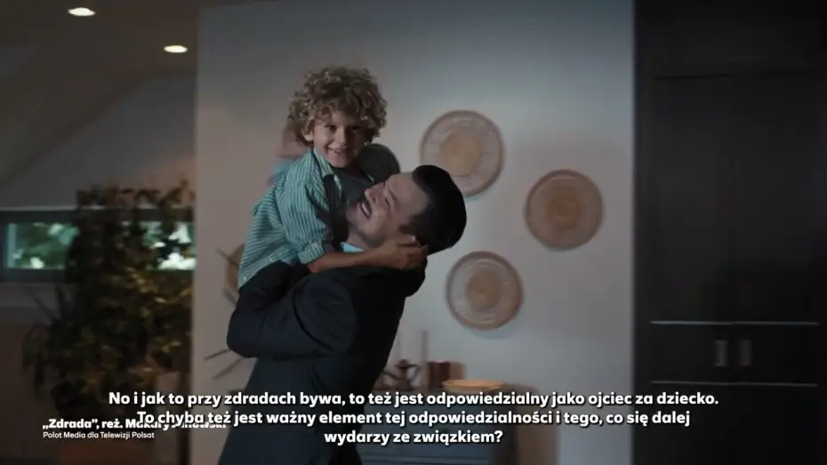 Wideo do serialu Zdrada — Jaki jest ten Patryk? Dawid Ogrodnik dzieli się opinią na temat swojego bohatera z serialu "Zdrada".