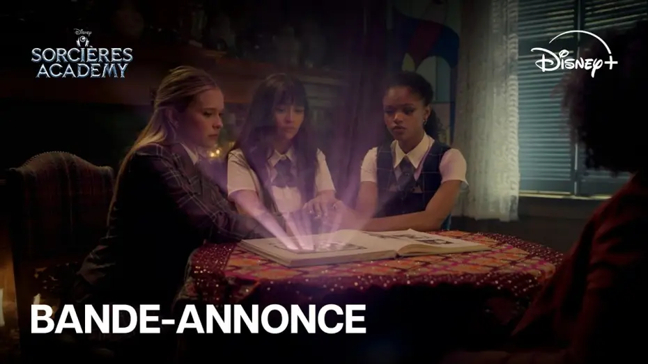 Wideo do serialu Coven Academy — Sorcières Academy (VF) - Première bande-annonce | Disney+