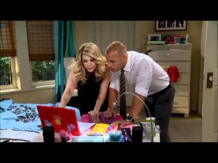 Видео к сериалу Melissa i Joey — Melissa & Joey: Season One, Part One DVD Trailer