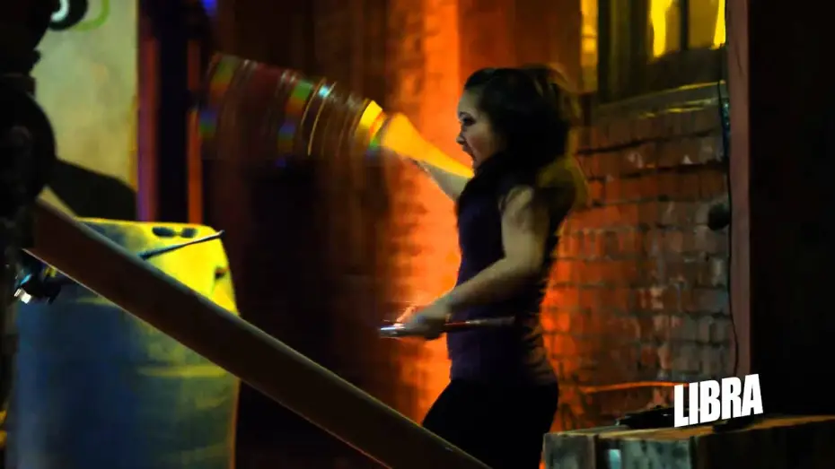 Видео к сериалу Femme Fatales — FEMME FATALES: SECOND SEASON - SNEAK PREVIEW