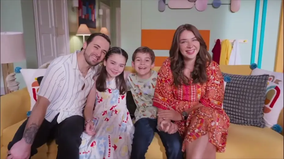 Wideo do serialu Papás por siempre — Papás Por Siempre | Las Estrellas - Official Trailer (2025)