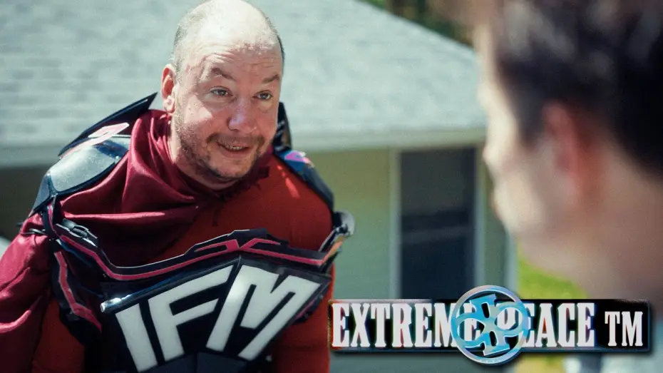 Wideo do serialu Million Dollar Extreme prezentuje: Ekstremalny pokój — Extreme Peace: "Insurance Fraud Man" Sketch