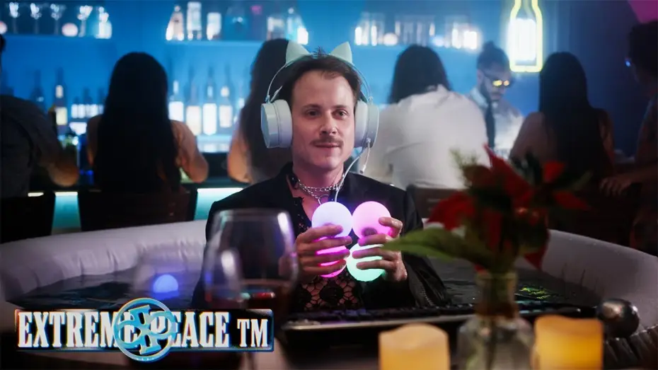 Wideo do serialu Million Dollar Extreme prezentuje: Ekstremalny pokój — Extreme Peace: "Charls GF Breakup" Sketch Snippet