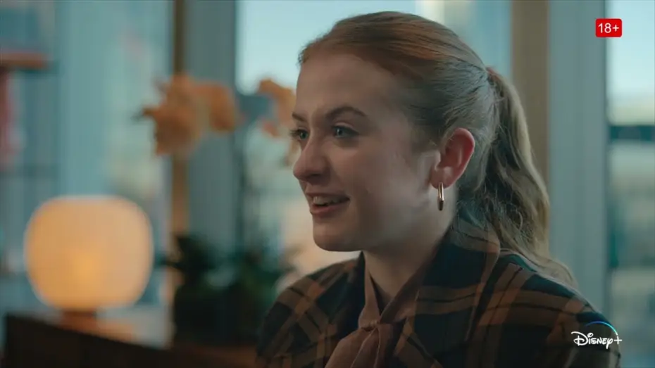 Wideo do serialu Nadzwyczajna — Official Trailer