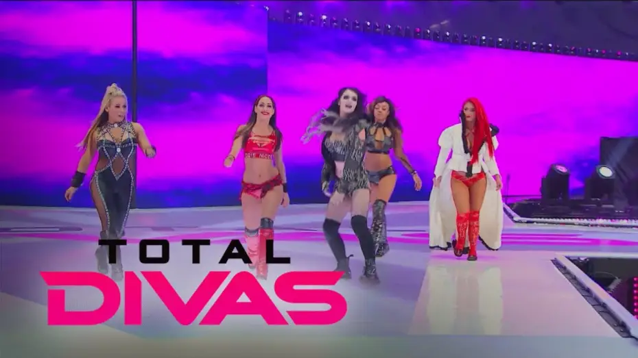 Wideo do serialu Totalne Divy — "Total Divas" Get Down! | E!