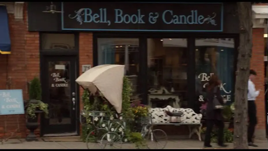 Видео к сериалу Good Witch — Bande-annonce (Trailer) - Un Soupçon de Magie (The Good Witch)