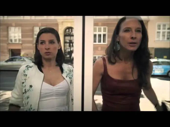 Wideo do serialu Vorstadtweiber — VORSTADTWEIBER - Trailer Staffel 1 (2015)
