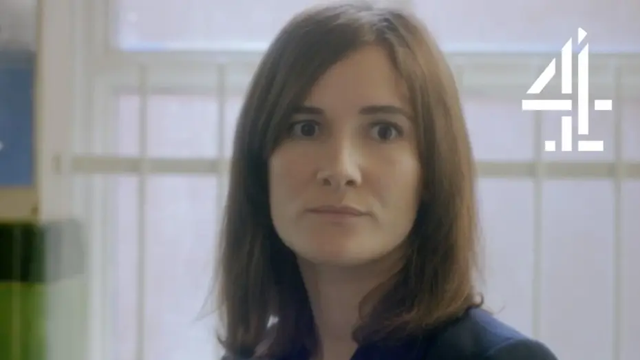 Wideo do serialu Bez urazy — No Offence | Returns Wed 4 January 9pm