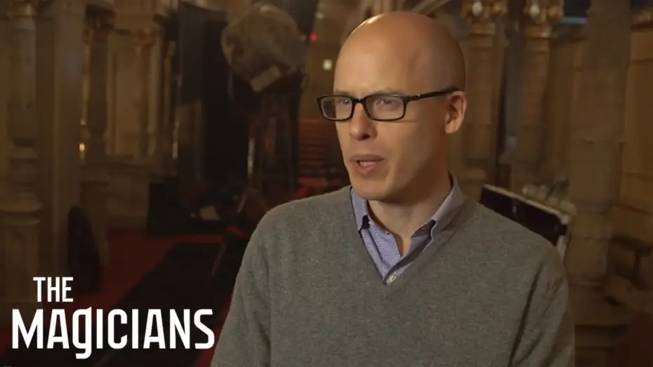 Wideo do serialu Magicy — THE MAGICIANS | Brakebills Backstage: Lev Grossman on Set | SYFY
